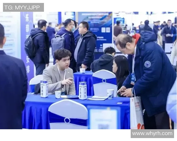 重庆足球队中路突破革新探索与实践的全景分析与展望